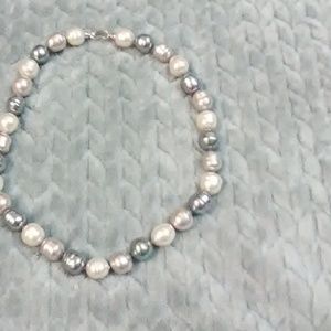 Gorgeous statement pearls